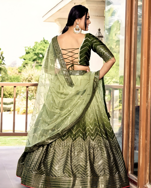 AvniEmeraldGreenEmbroideredLehengaCholiSet_6