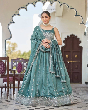 Dhriti_Silk_Bridal_Lehenga_Choli_Set_6