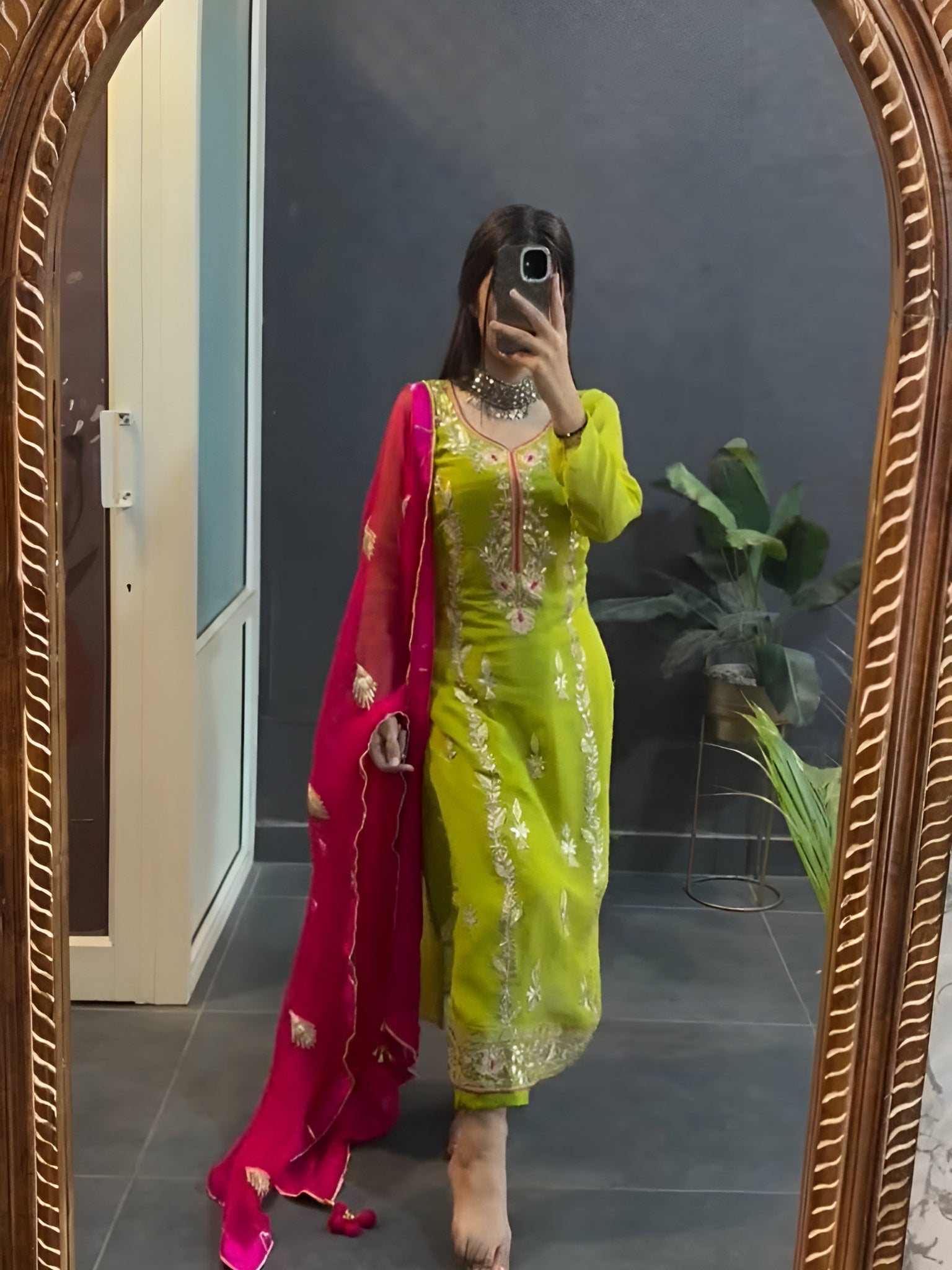 InaayaPartyWearOrganzaShararaSetWithMirrorEmbroidery2