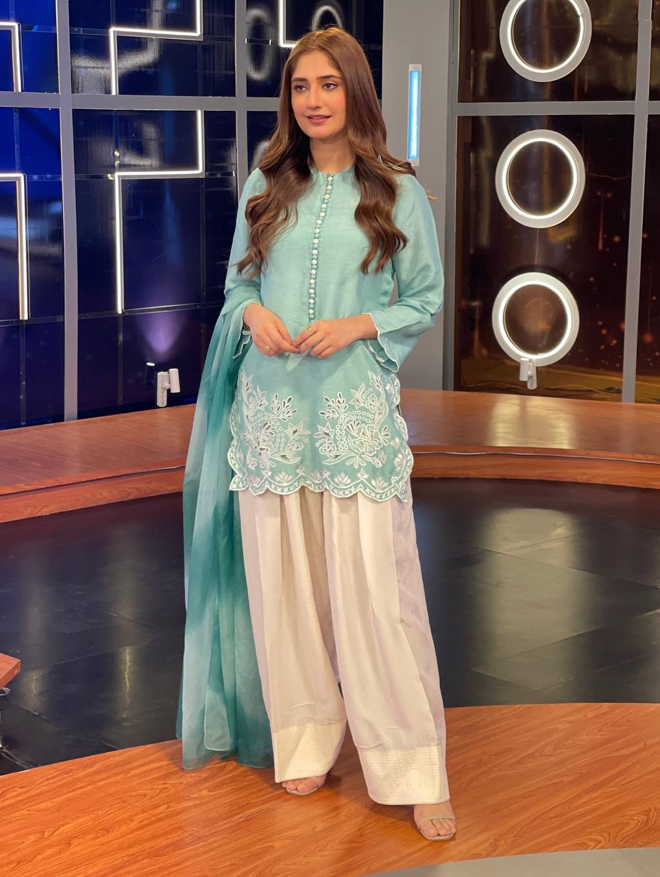 Piyu Aqua Georgette Kurta Set with Elegant Embroidery