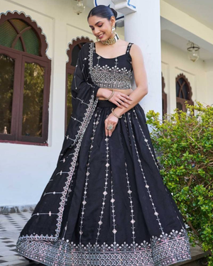 Sarika_Silk_Embroidered_Lehenga_Choli_Set