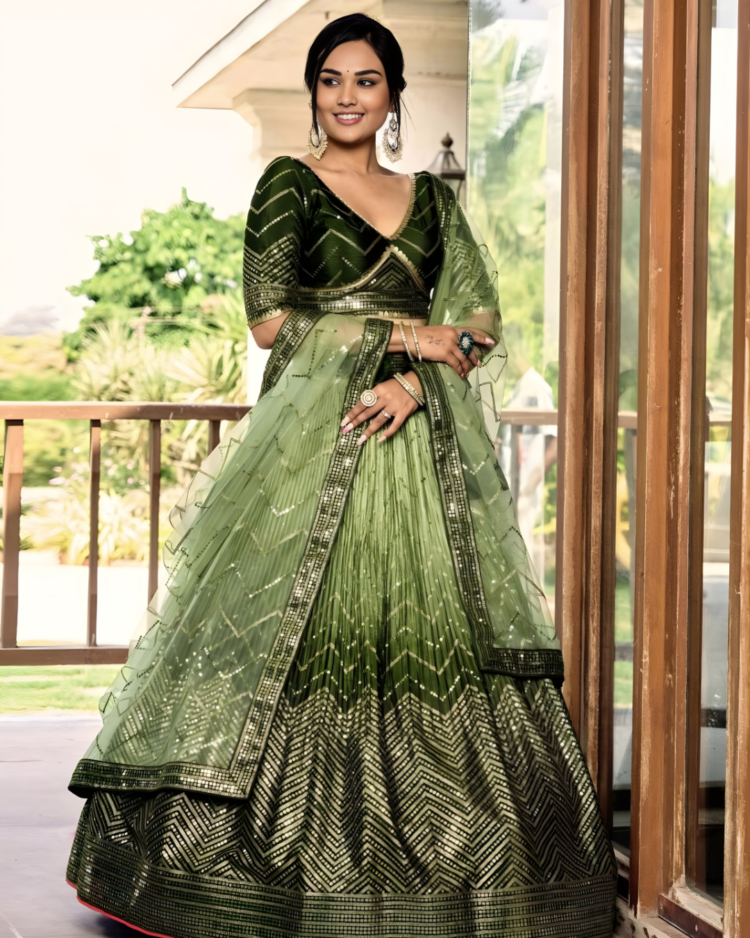 AvniEmeraldGreenEmbroideredLehengaCholiSet_4
