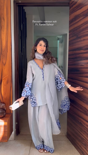 Women wearing Noor Bloom Embroidered Farshi Suit Set-Lahariya.com